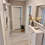 Am Hochwald Apartment *